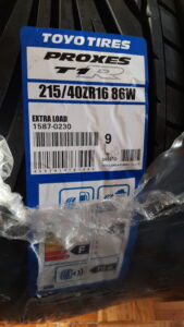 Toyo Proxes T1 R gumik