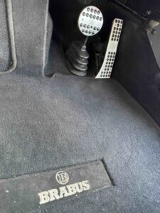 Brabus szőnyegek és pedálok